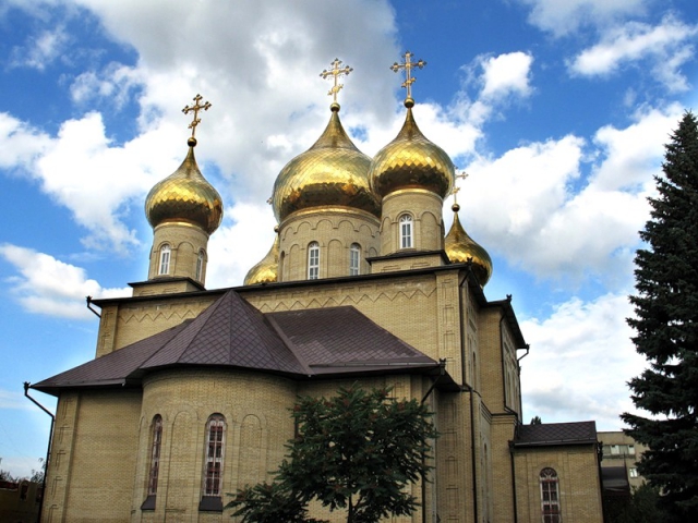 Бегущая строка на телевизионном канале СТС в городе Черкесске